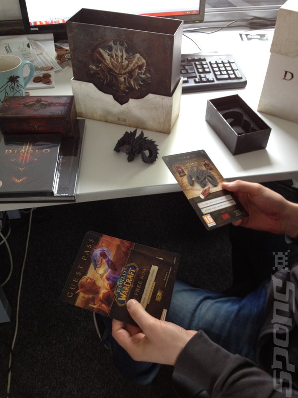 Diablo III - Awesome Unboxing and a Happy Artist News image