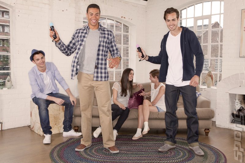 Let's Look at People in Embarrassing Poses with PlayStation Move. News image