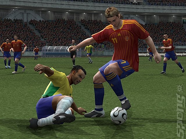 Pro Evolution Soccer 6 � on DS and 360 News image