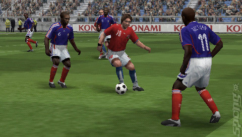 Pro Evolution Soccer 6   - PSP Screen